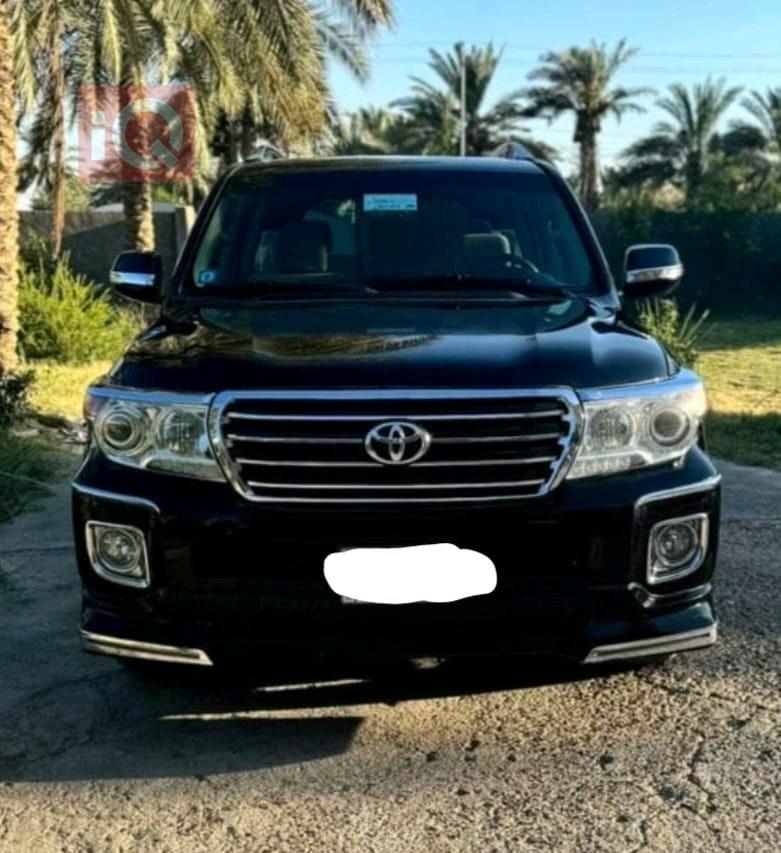 تويوتا لاندكروزر